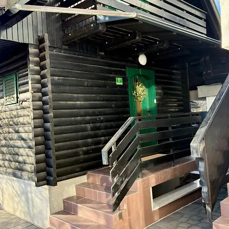 Wooden In Апартаменты Любляна